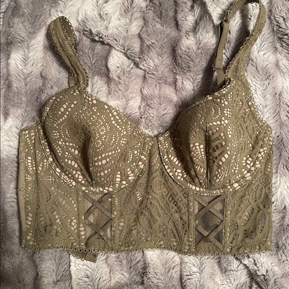Victoria’s Secret Corset Style Bra